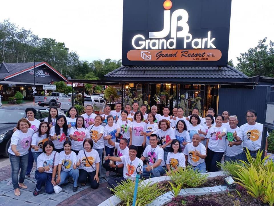 Jb Grand Resort 洛坤府 外观 照片